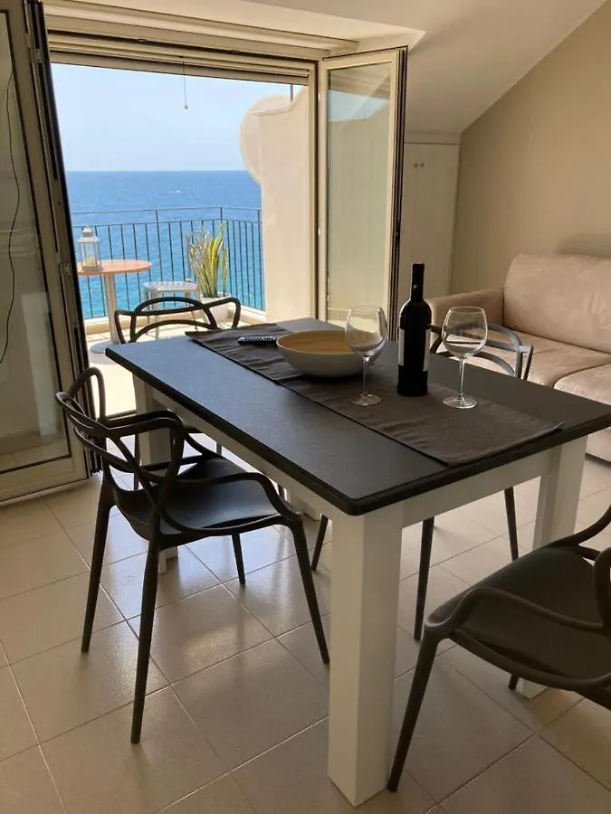 Soffio Dal Mare Apartment Letojanni Italy